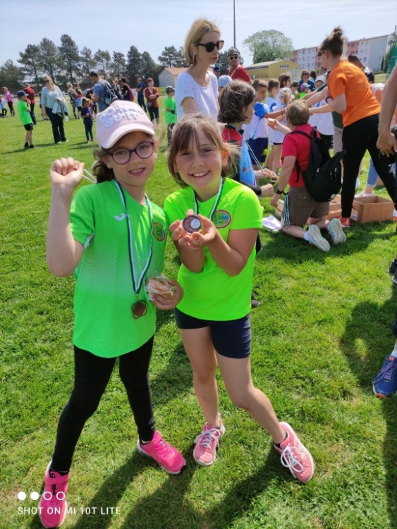 Photo médaille Anna et jade Photo médaille Anna et jade